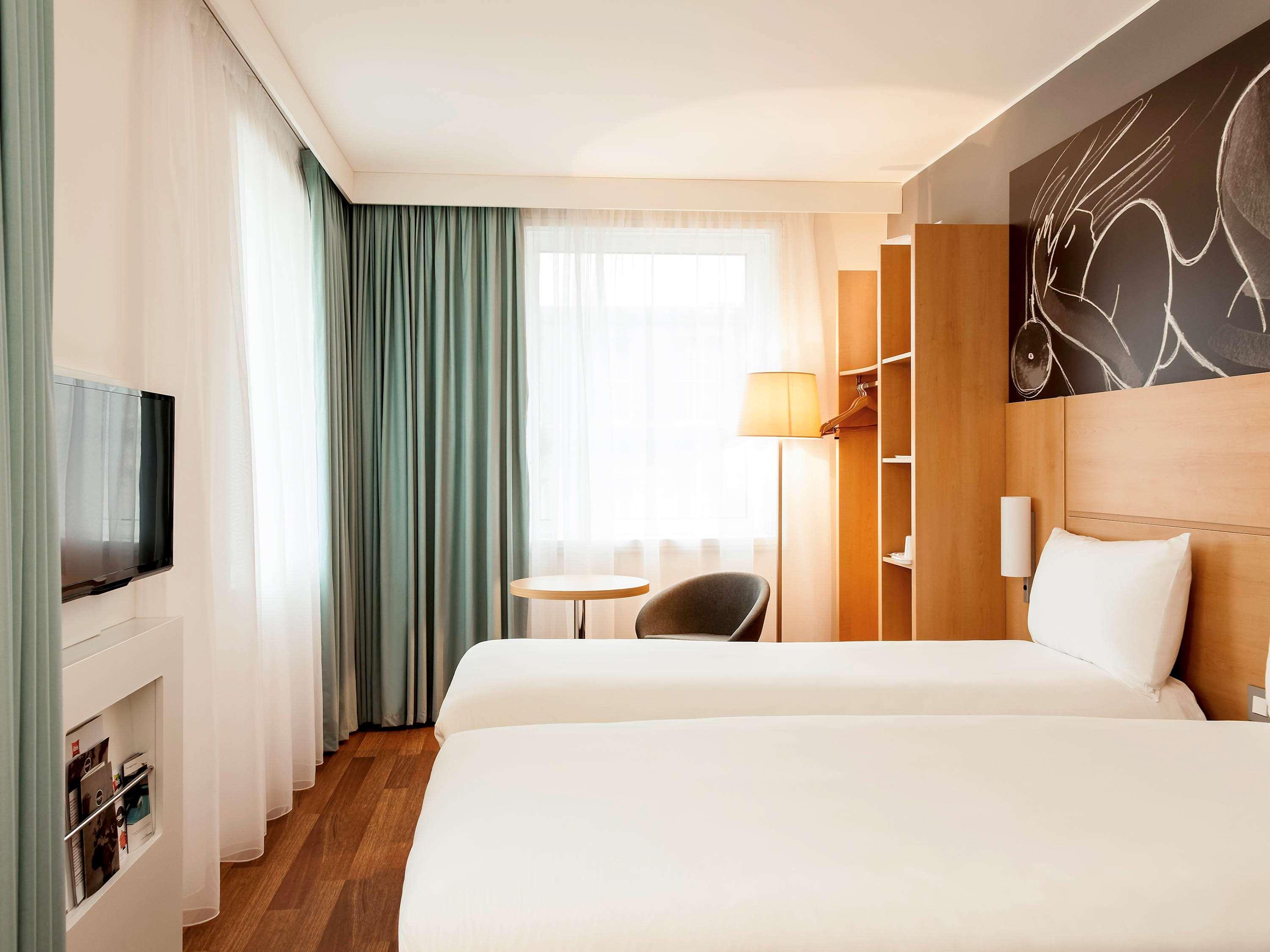 Hotel Ibis Edinburgh Centre South Bridge - Royal Mile Esterno foto